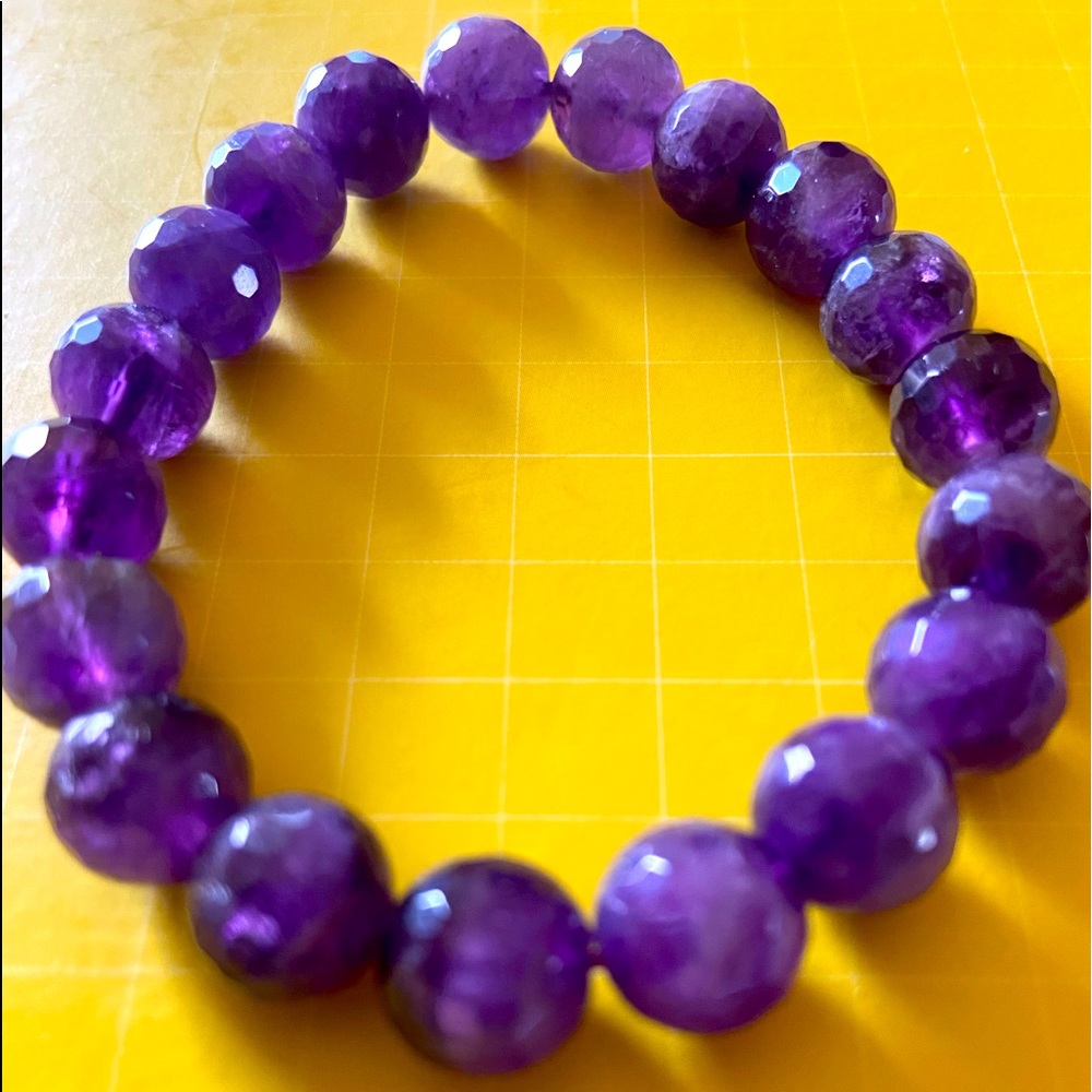 Purple crystal bracelet